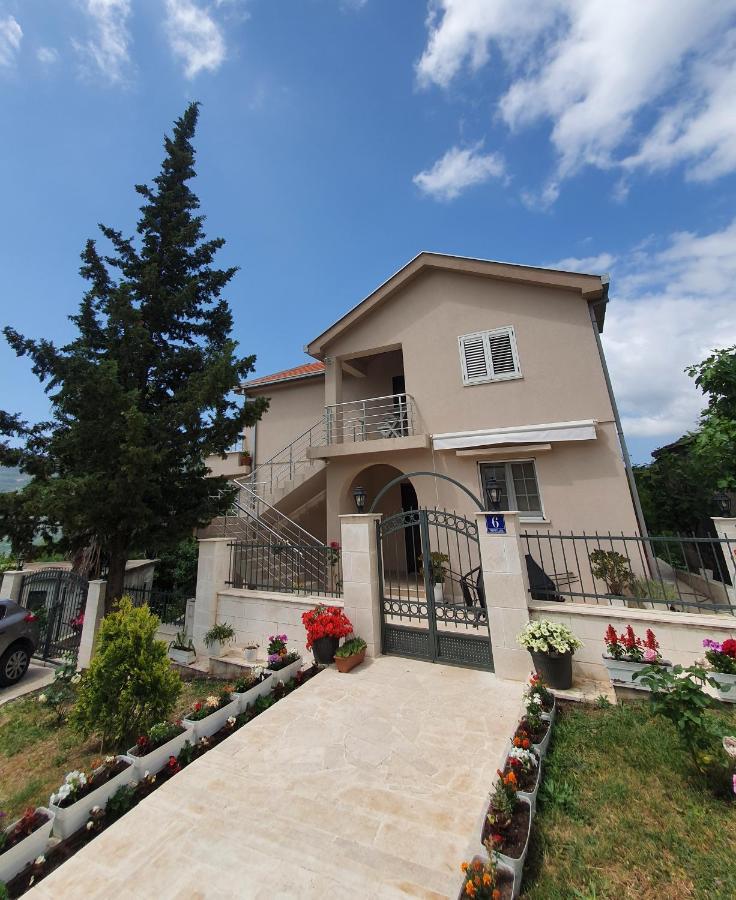 Villa Rada إيغالو المظهر الخارجي الصورة